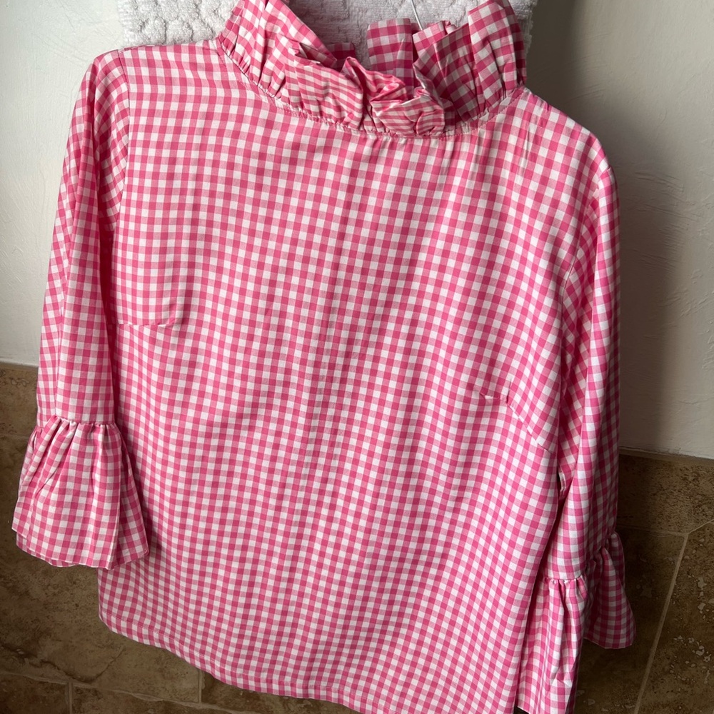 Elizabeth Wilson Design top